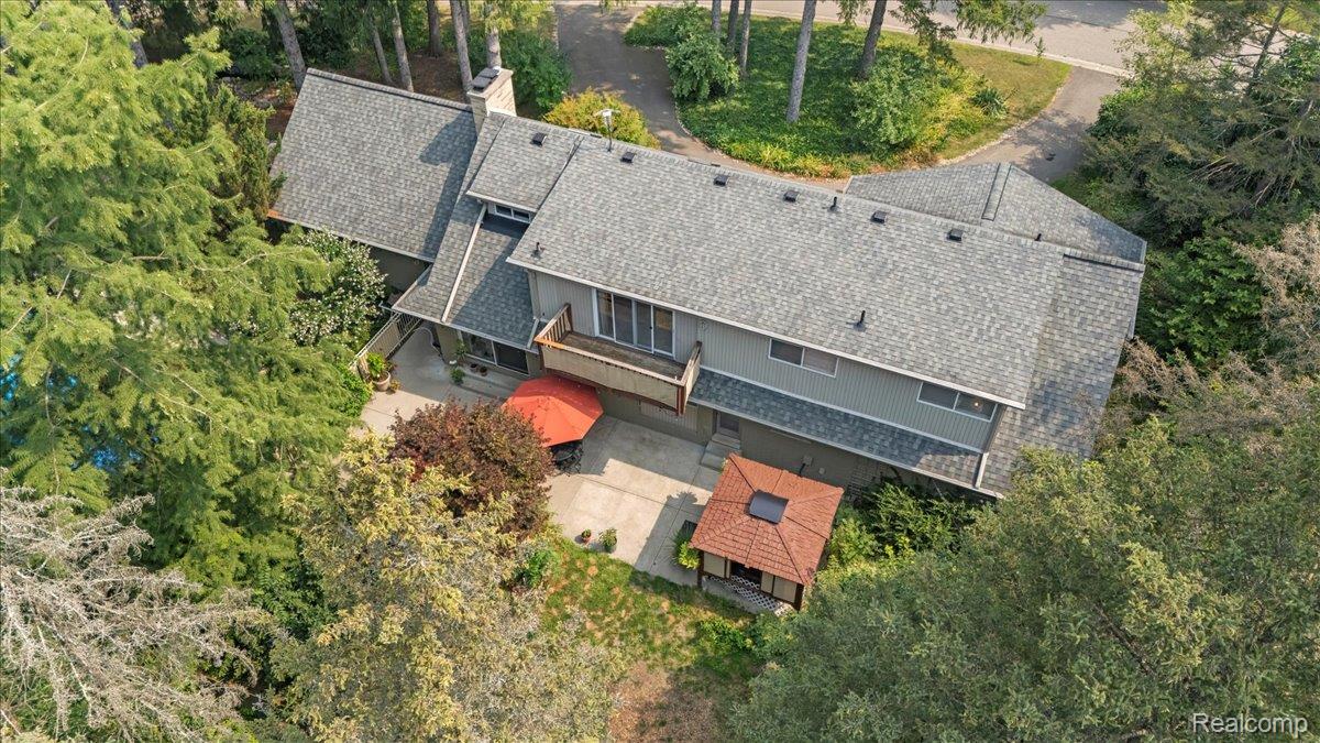 Independence Charter Township, Michigan 48348, United States, 3 Bedrooms Bedrooms, ,3 BathroomsBathrooms,Residential,Contingent,185425