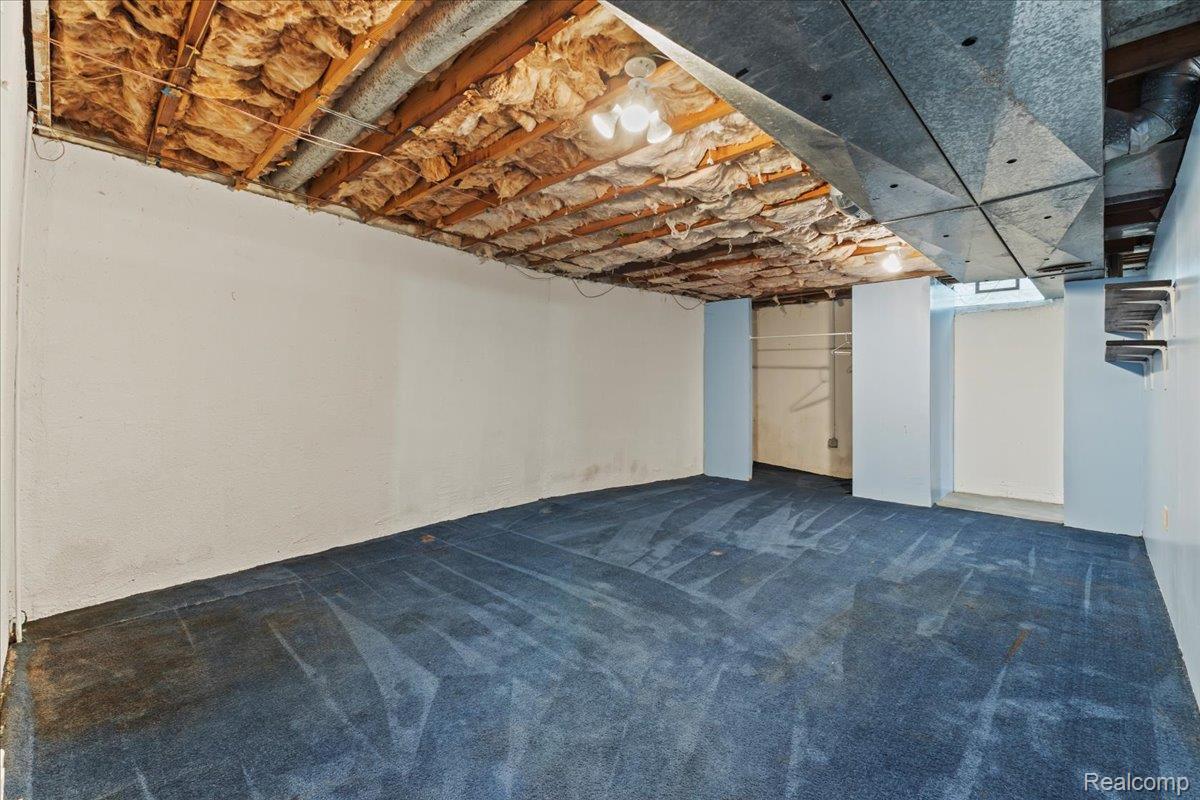 Independence Charter Township, Michigan 48348, United States, 3 Bedrooms Bedrooms, ,3 BathroomsBathrooms,Residential,Contingent,185425