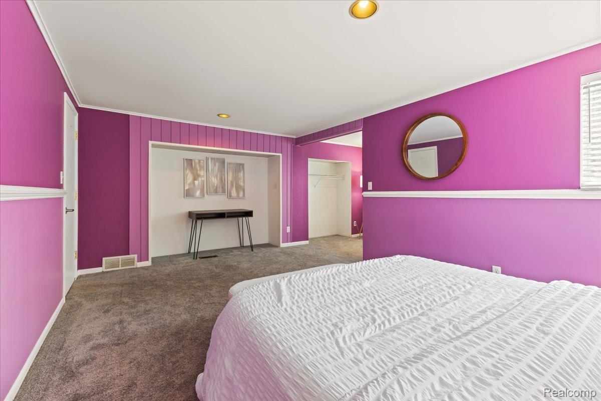 Independence Charter Township, Michigan 48348, United States, 3 Bedrooms Bedrooms, ,3 BathroomsBathrooms,Residential,Contingent,185425