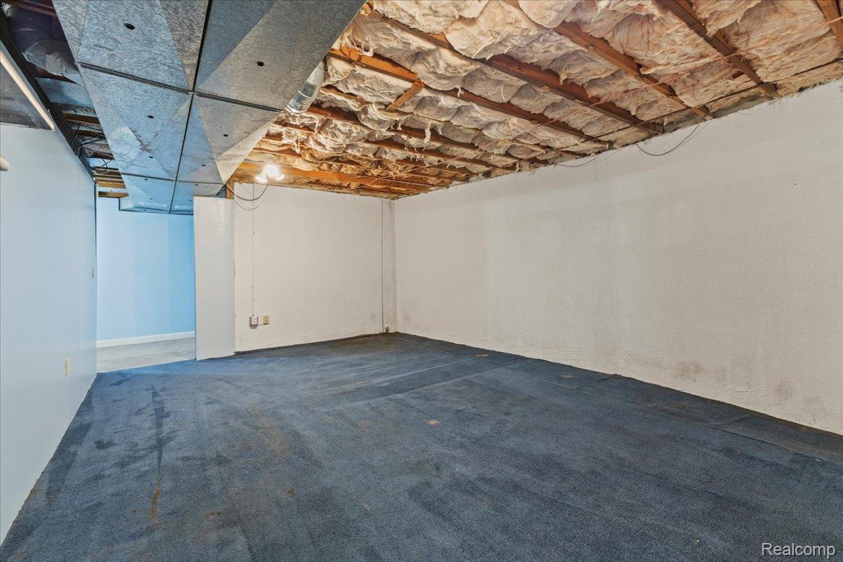 Independence Charter Township, Michigan 48348, United States, 3 Bedrooms Bedrooms, ,3 BathroomsBathrooms,Residential,Contingent,185425