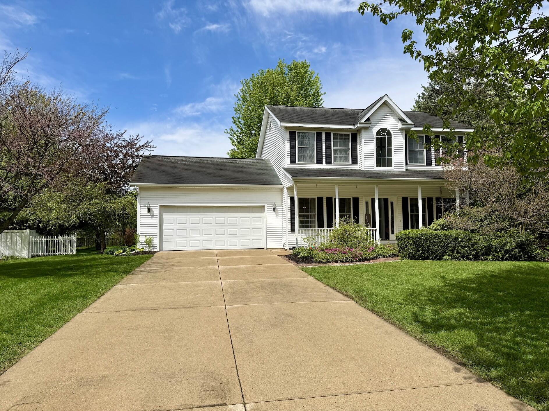13648 Green Prairie Street