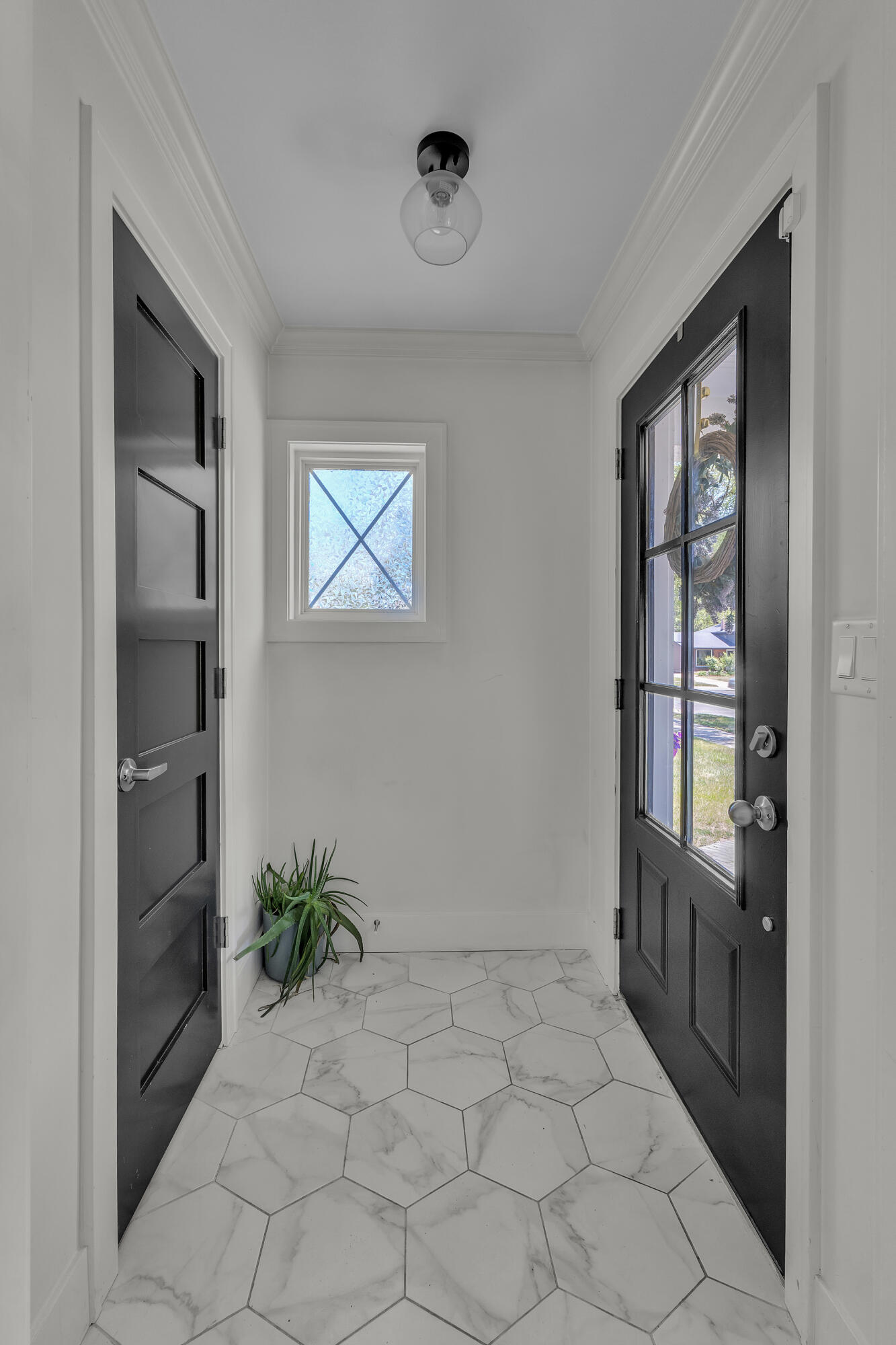 1407 Pinecrest Drive