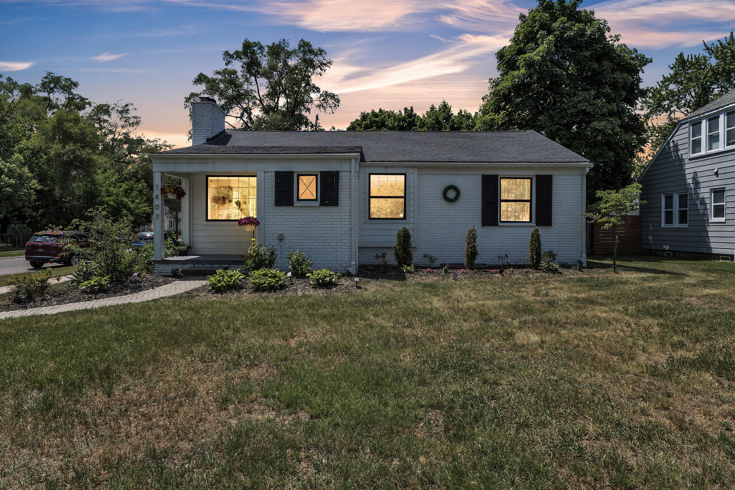 1407 Pinecrest Drive