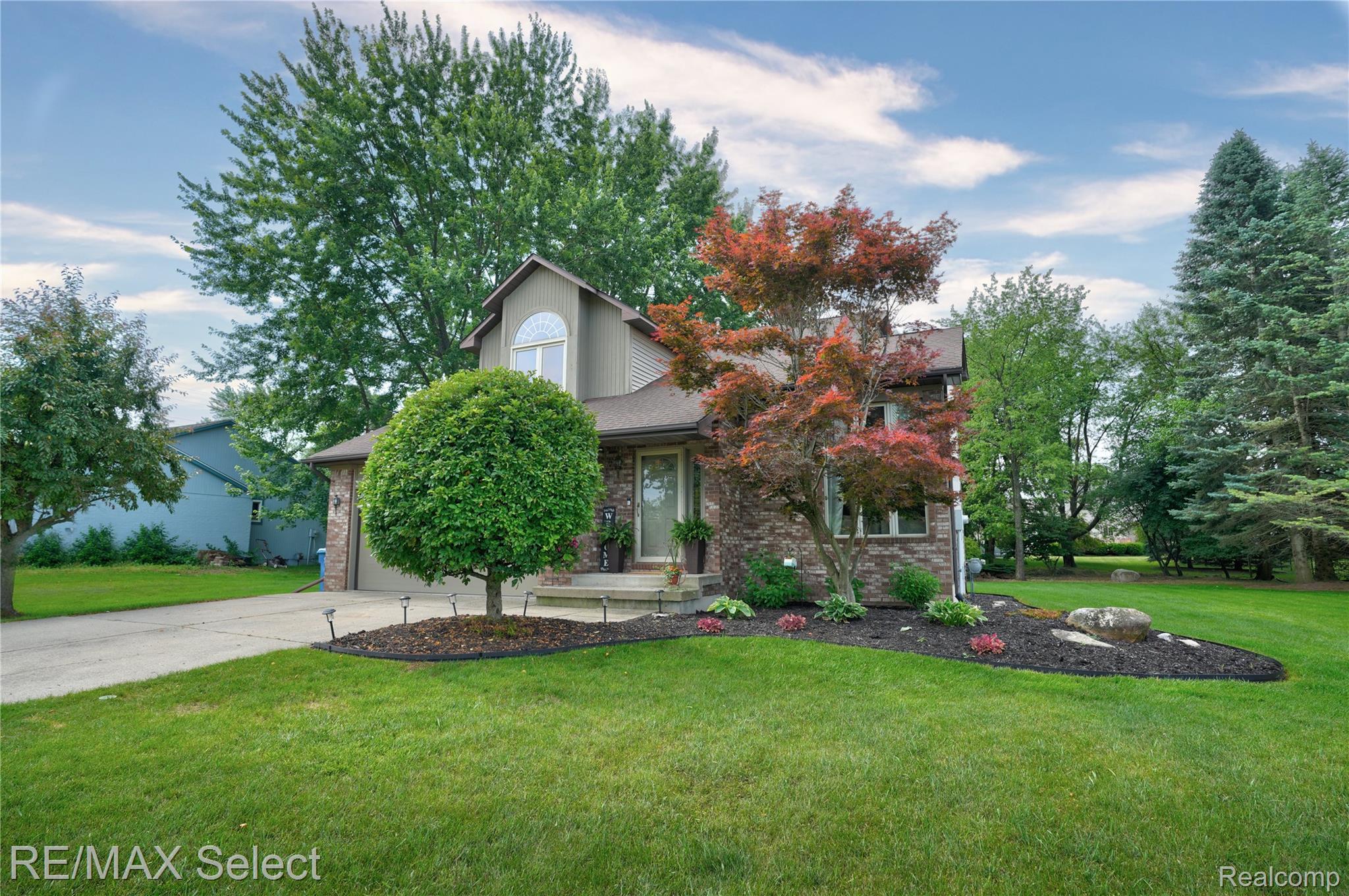 220 E Rolston Road