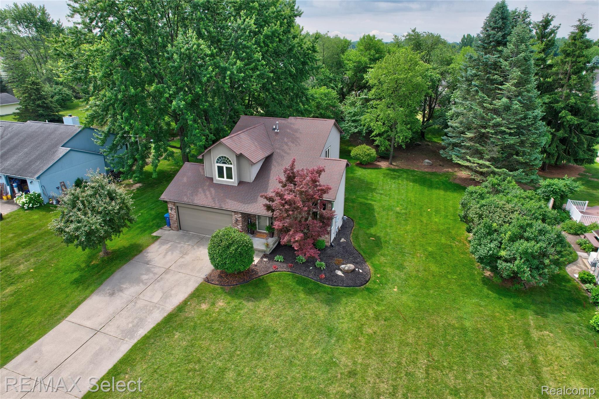 220 E Rolston Road