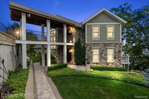 Photo of 791 Central Drive, Lake Orion Village, MI 48362 (MLS # 20261059271)