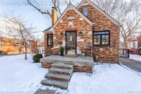 1541 Dorothea Road Berkley City MI 48072