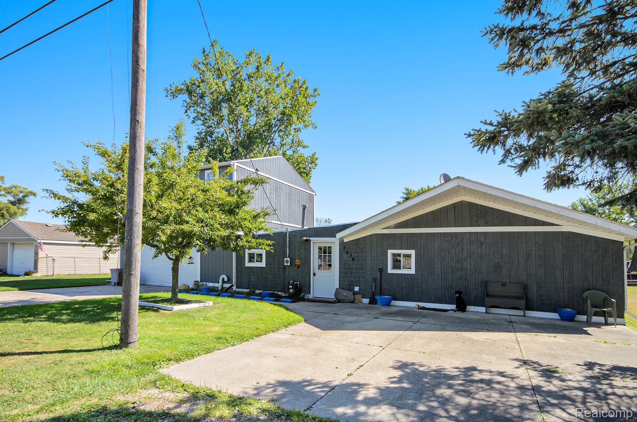 7434 Dyke Road