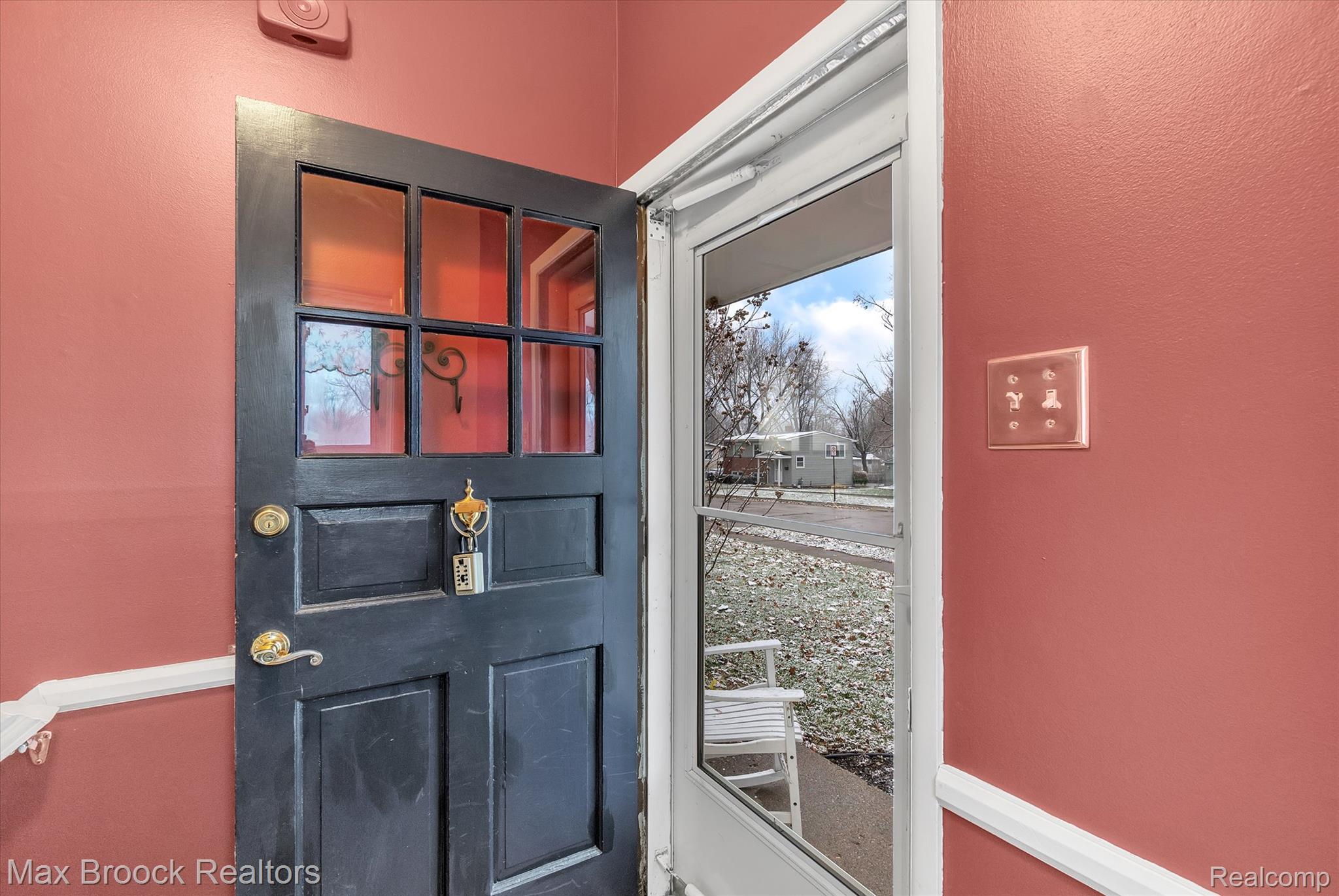 978 PANORAMA Drive