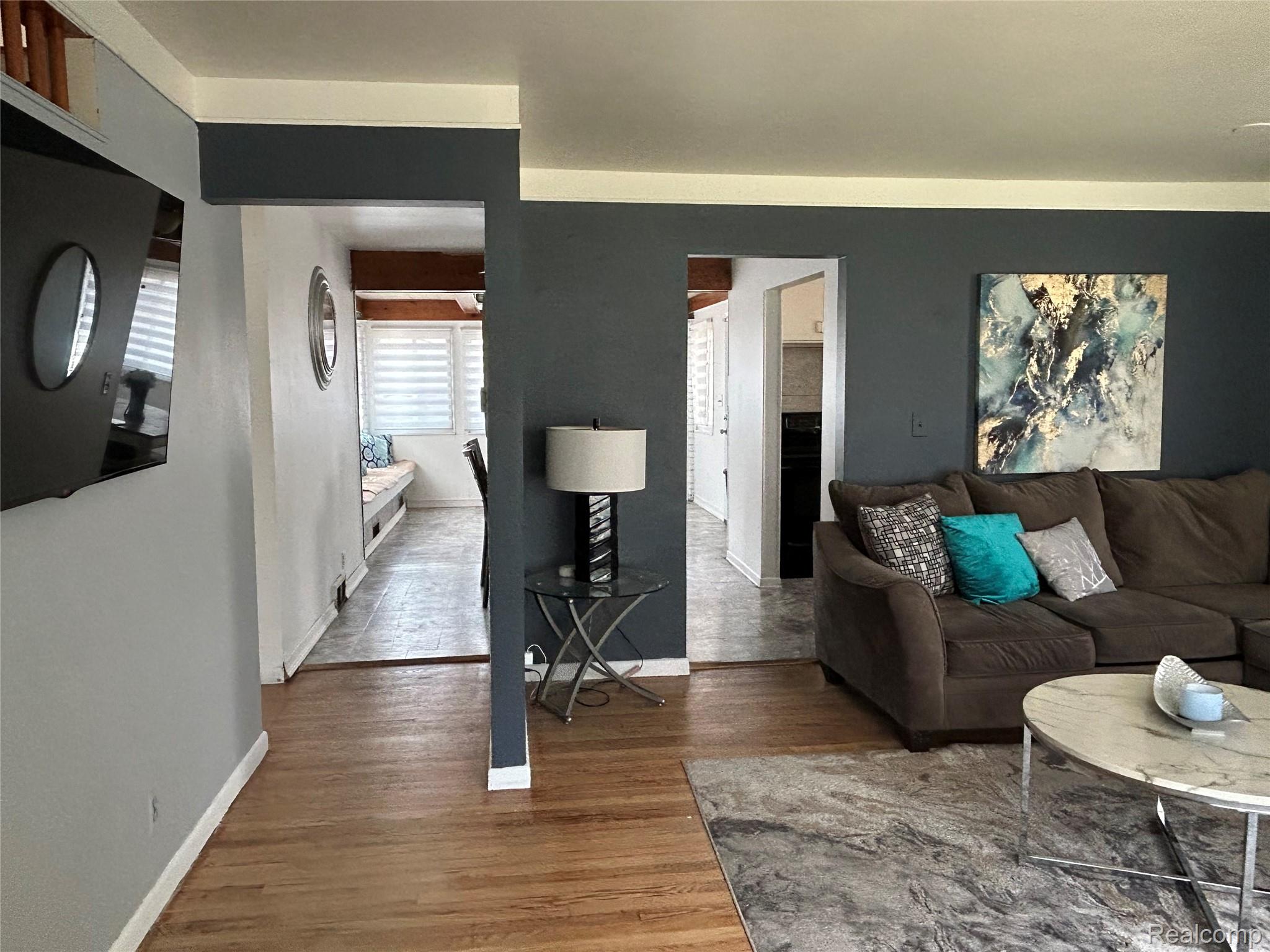 23125 W Church Street N