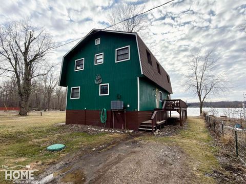 2032 Howard Point Drive Castleton Township MI 49073