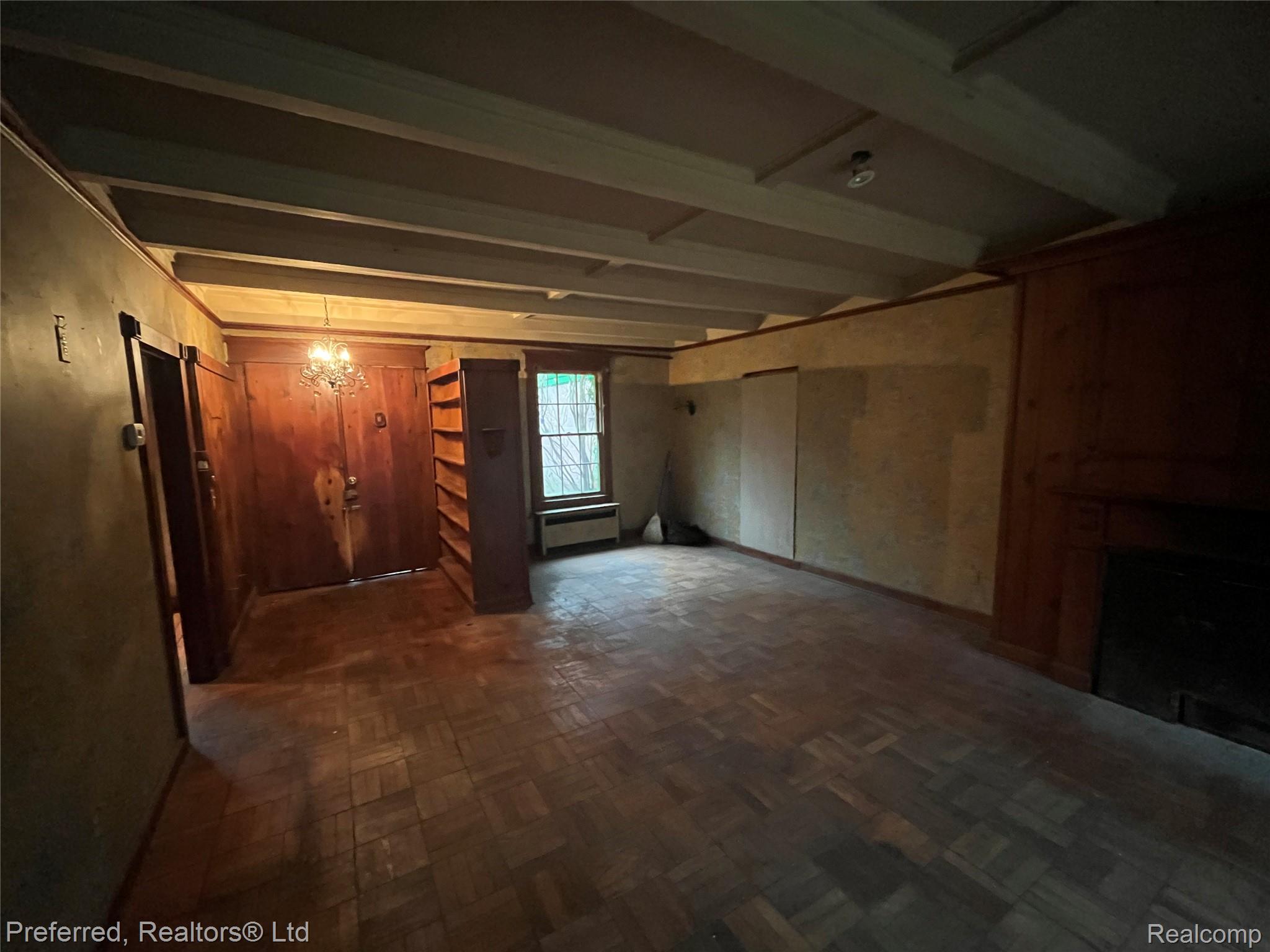 33670 Hillcrest Drive