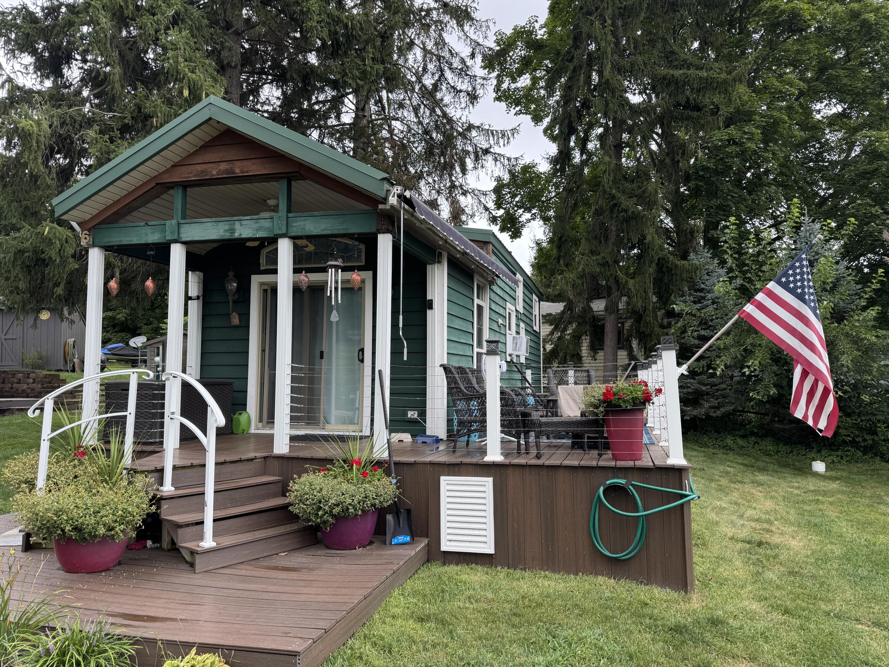631 River Road #6