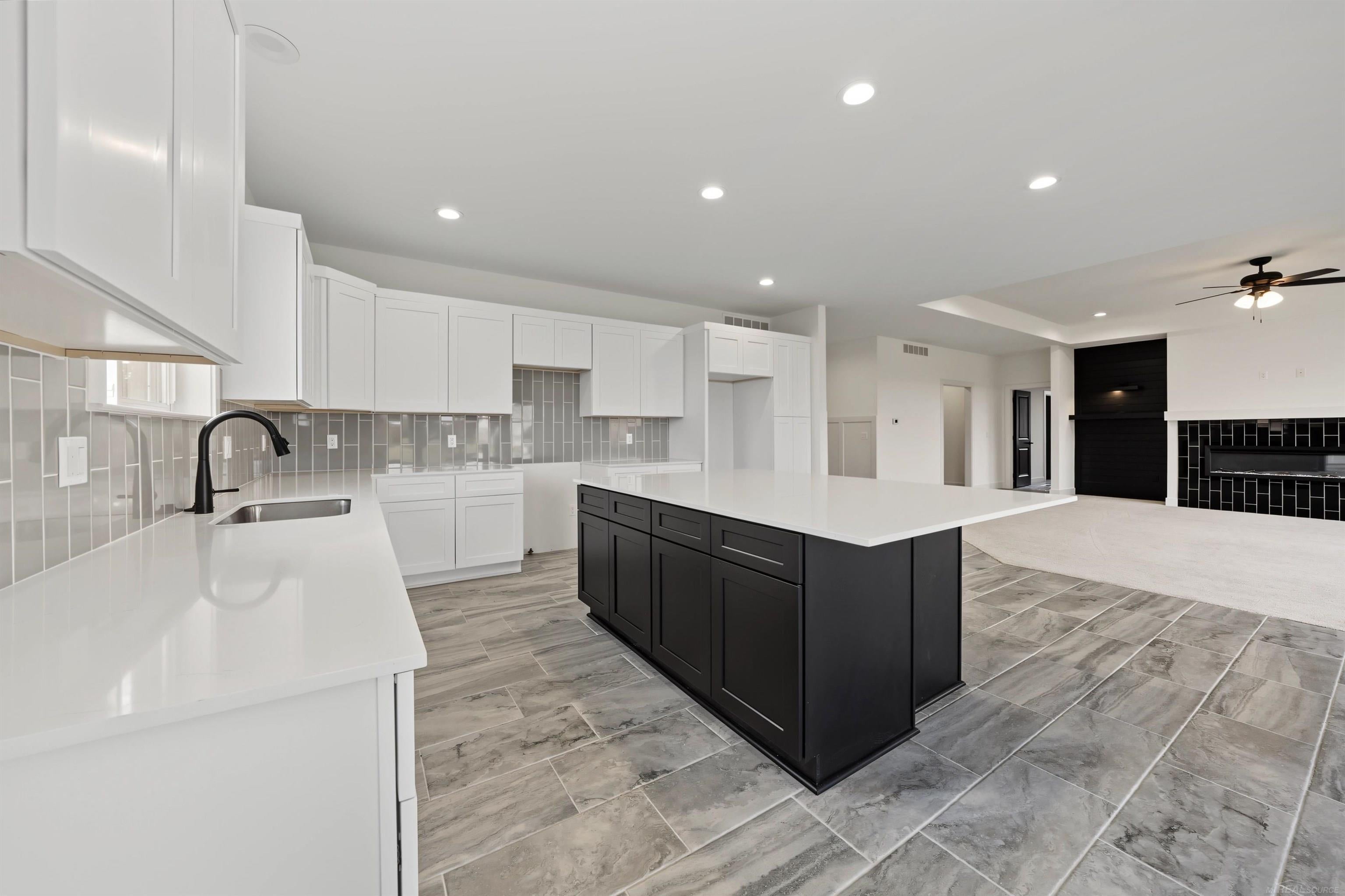 1073 Williamson Circle