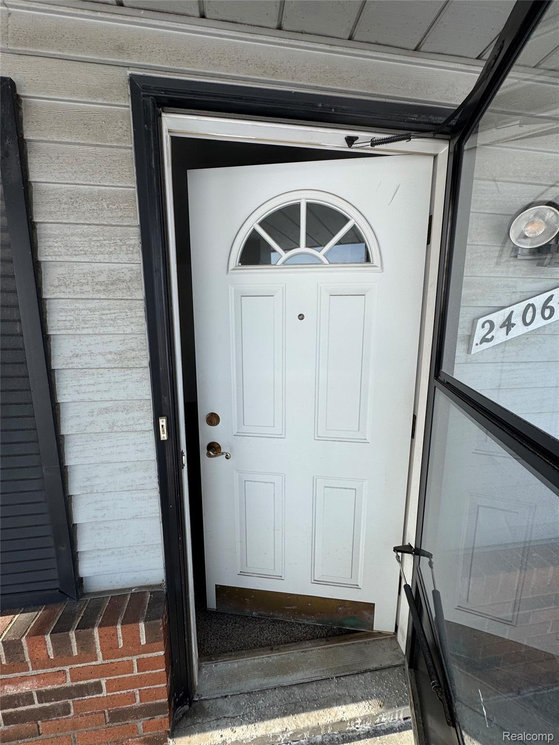 24064 Greenhill Road