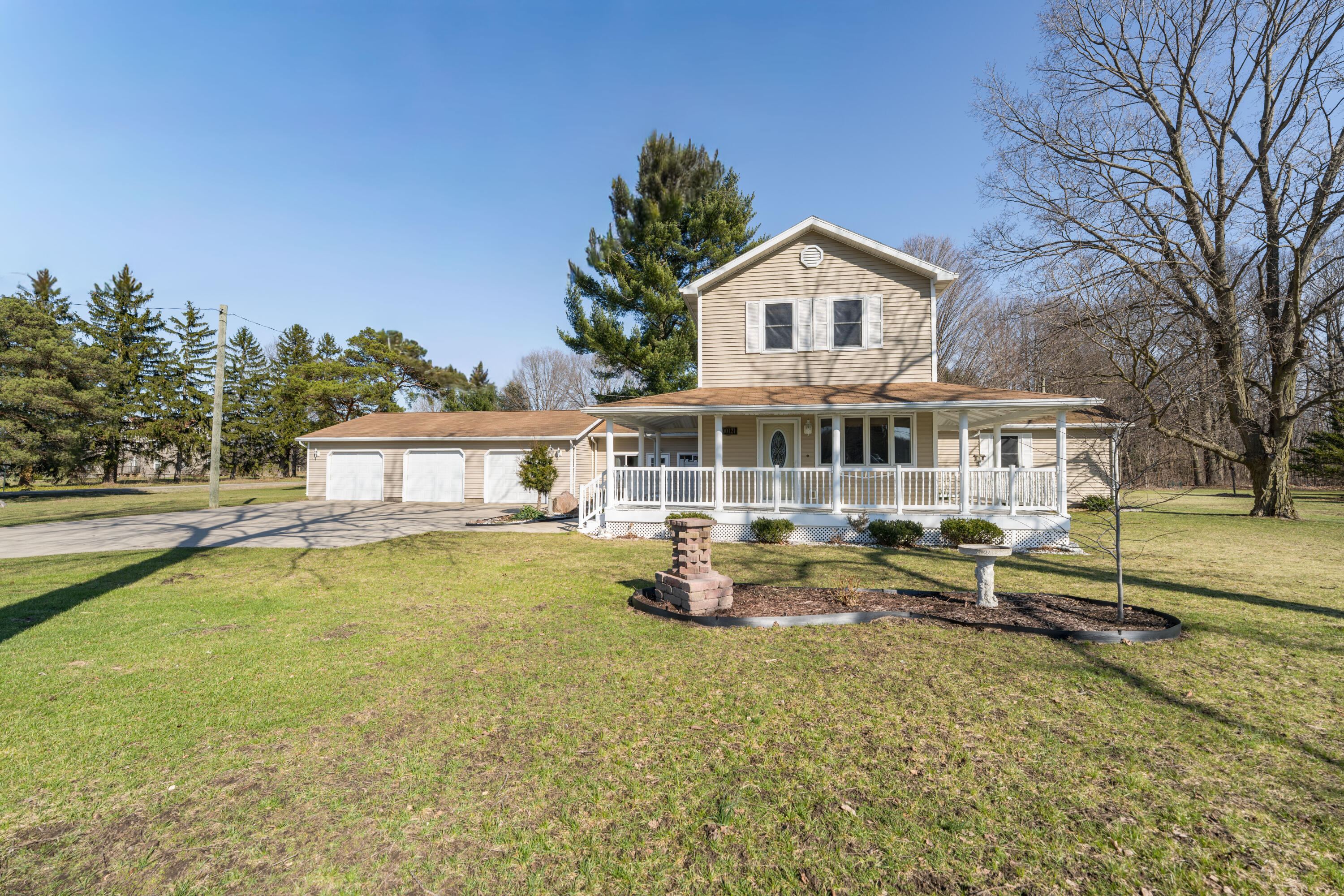 121 CR 687 Street