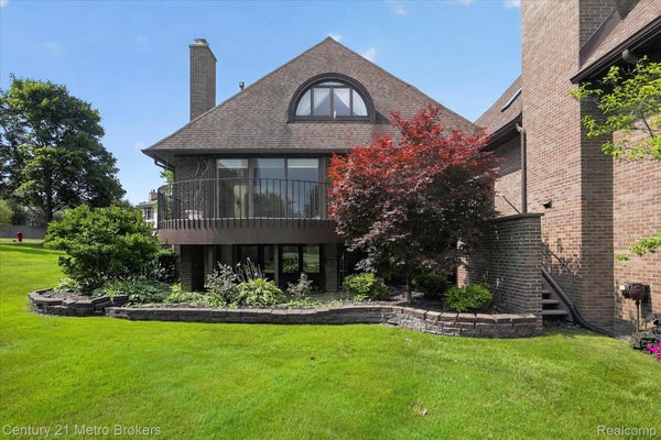 9095 S SAGINAW RD APT 13, GRAND BLANC, MI 48439 - Image 69ab14f7ff21fae1d6438cdb5b3532b4/2537013759