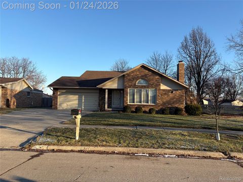 15542 Frederick Drive Clinton Charter Township MI 48038