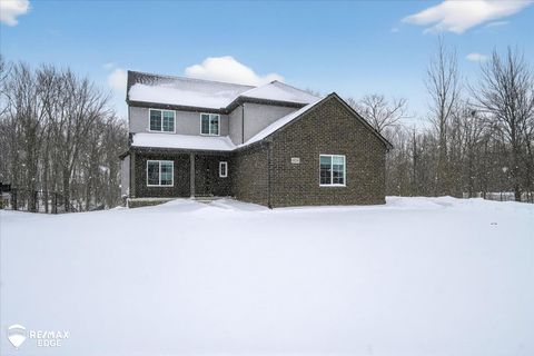 8224 Peninsula Circle Mundy Township MI 48439