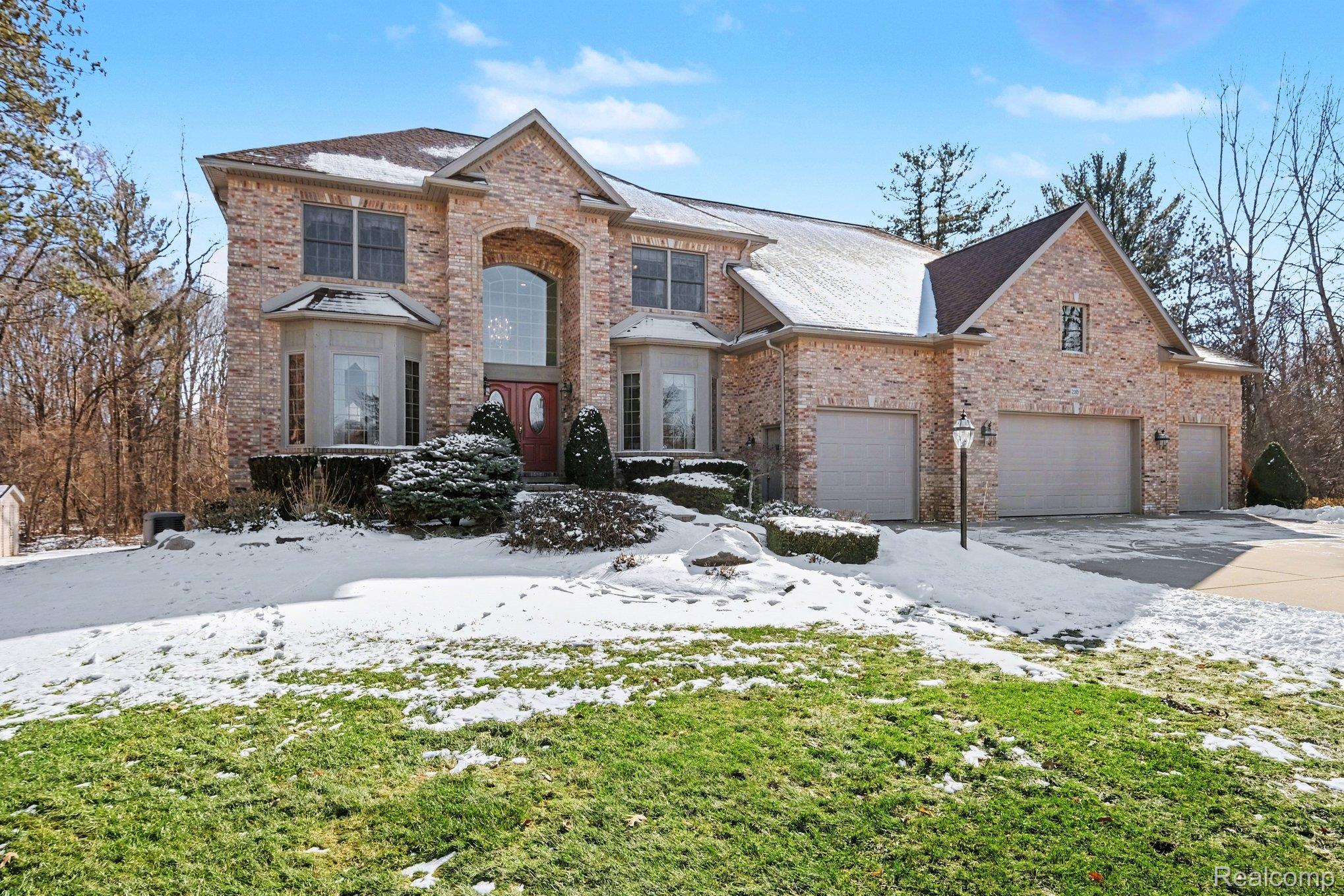 2215 Ridgemoor Court