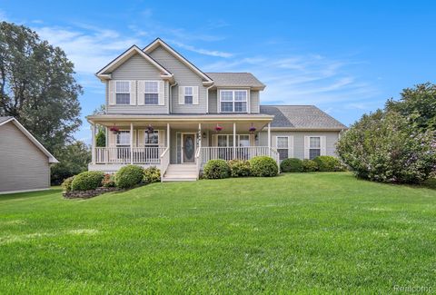 4244 Trinity Lane Hamburg Township MI 48169