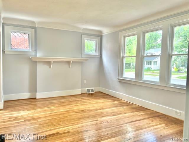 544 Laprairie Street