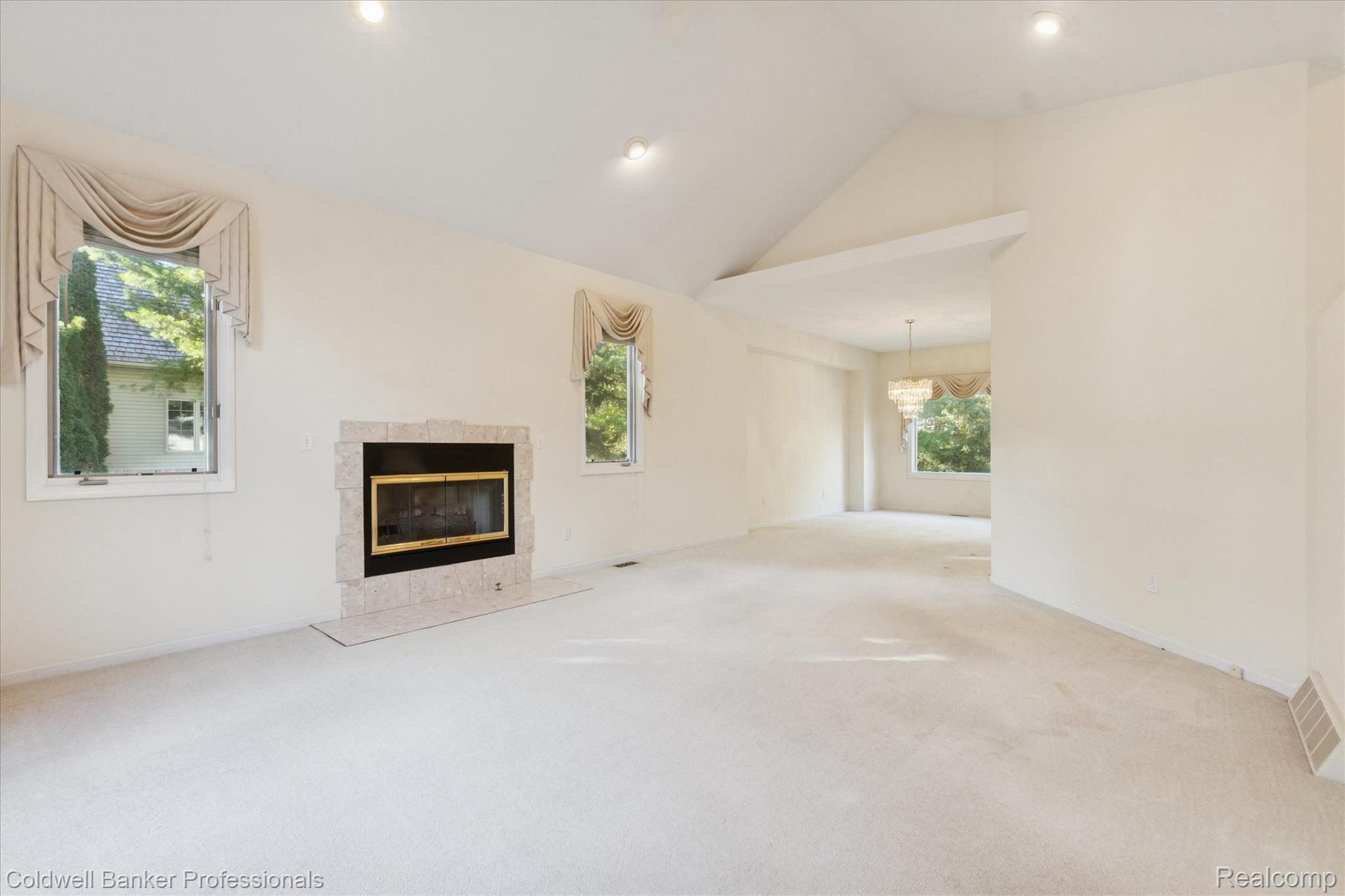 16482 Dawnlight Drive