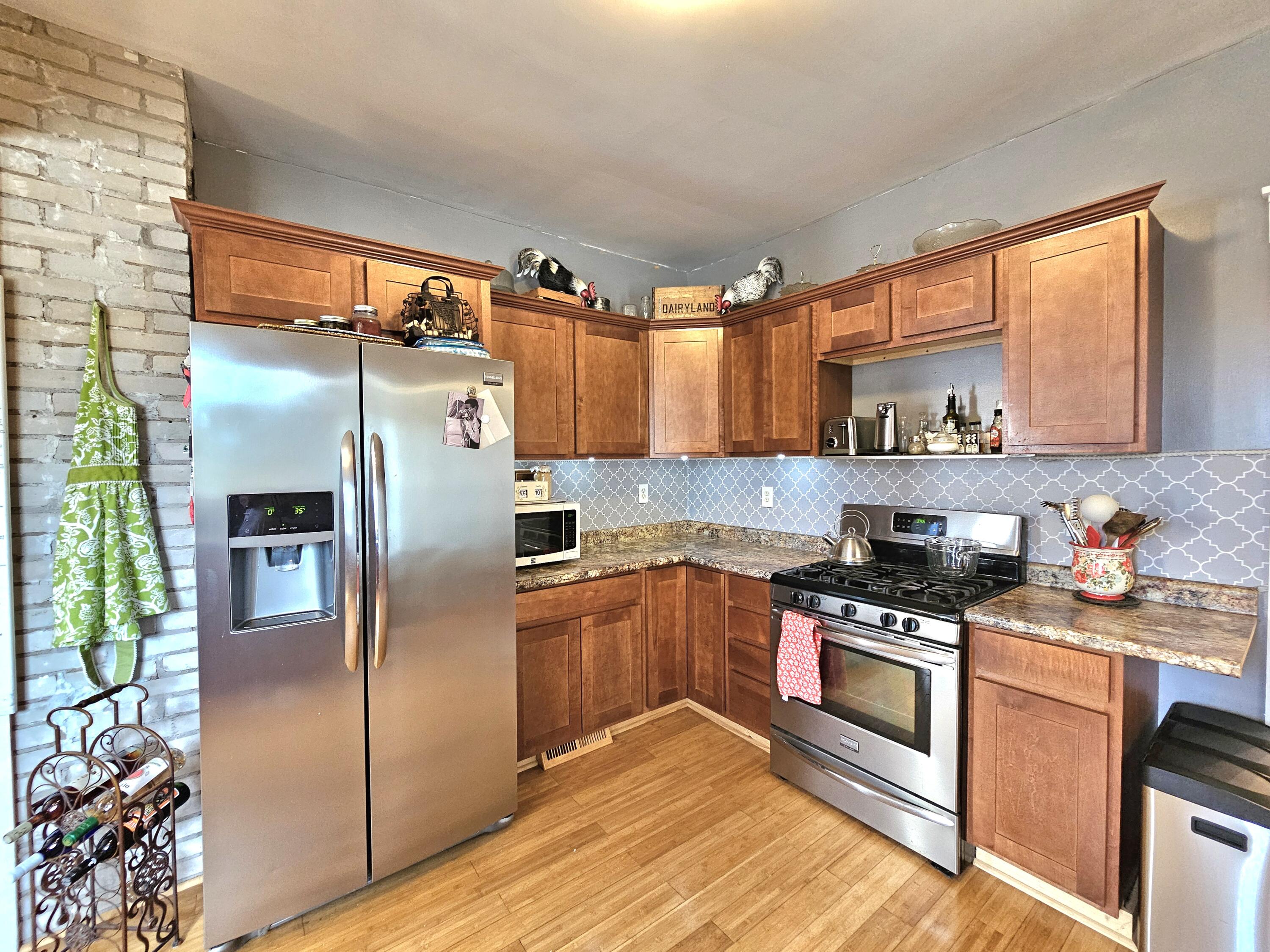 121 W Ann Street