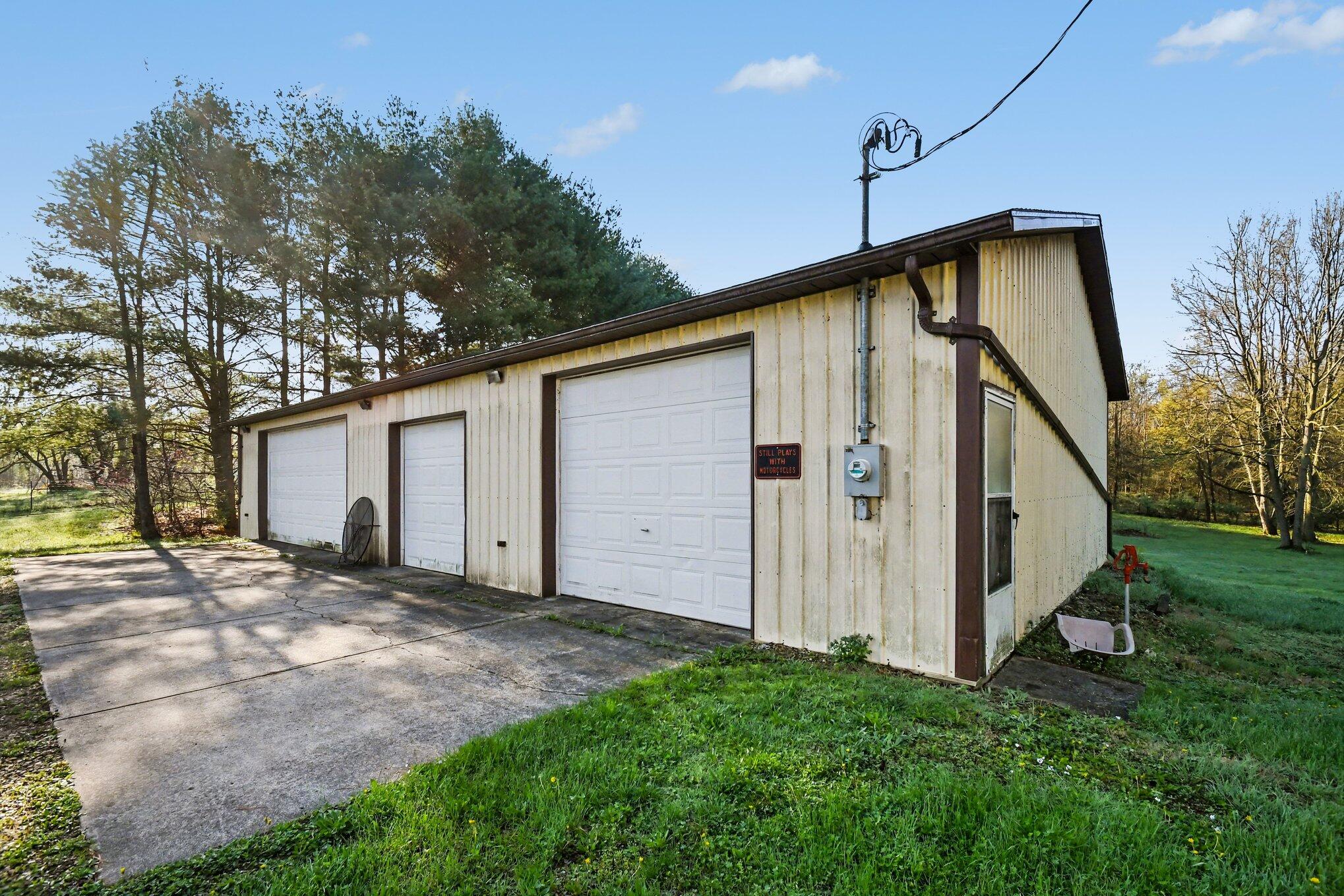 21583 Calvin Hill Street