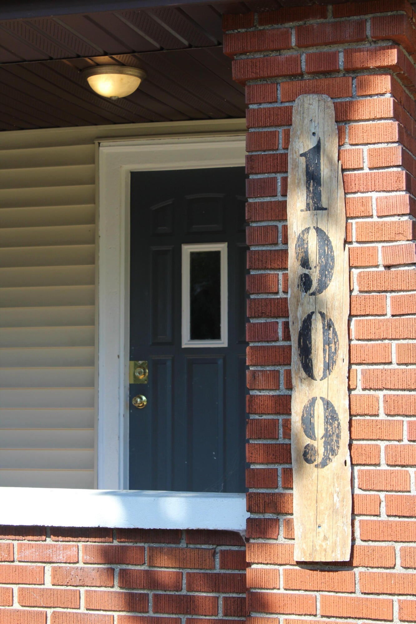 1909 Linden Avenue SE
