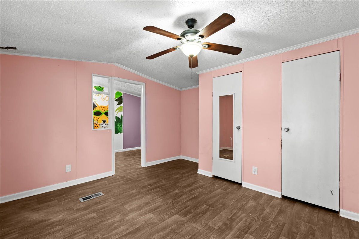 Brighton City, Michigan 48114, United States, 2 Bedrooms Bedrooms, ,2 BathroomsBathrooms,Residential,Pending,134321