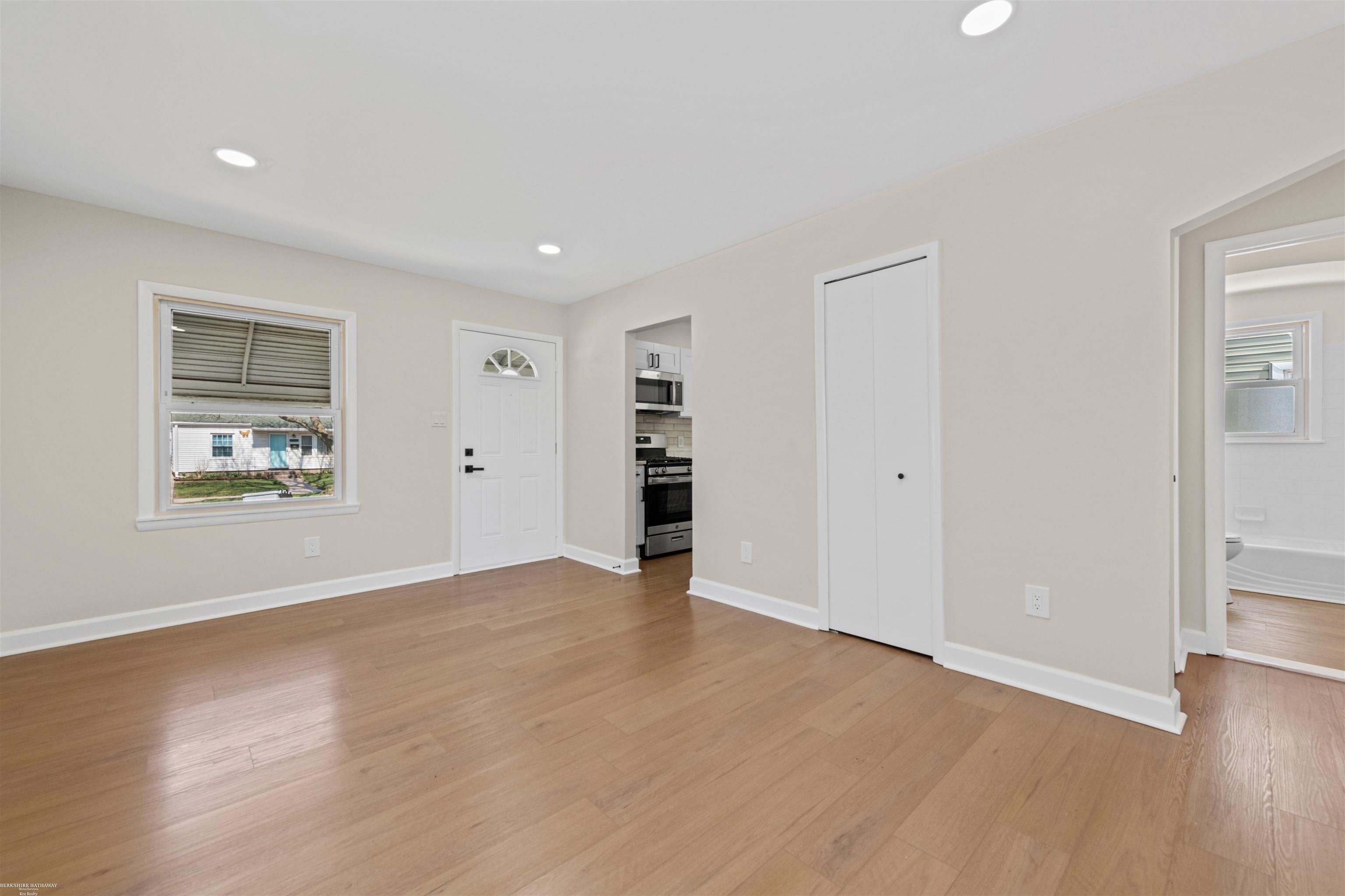 1474 E Milton Ave Avenue