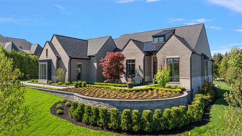 4848 PINNACLE Boulevard Oakland Charter Township MI 48306