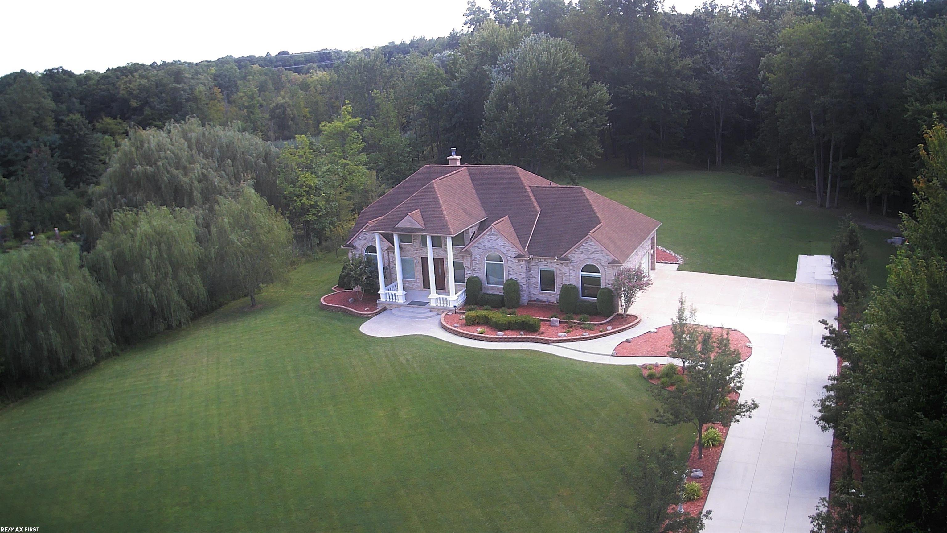 400 E Romeo Road