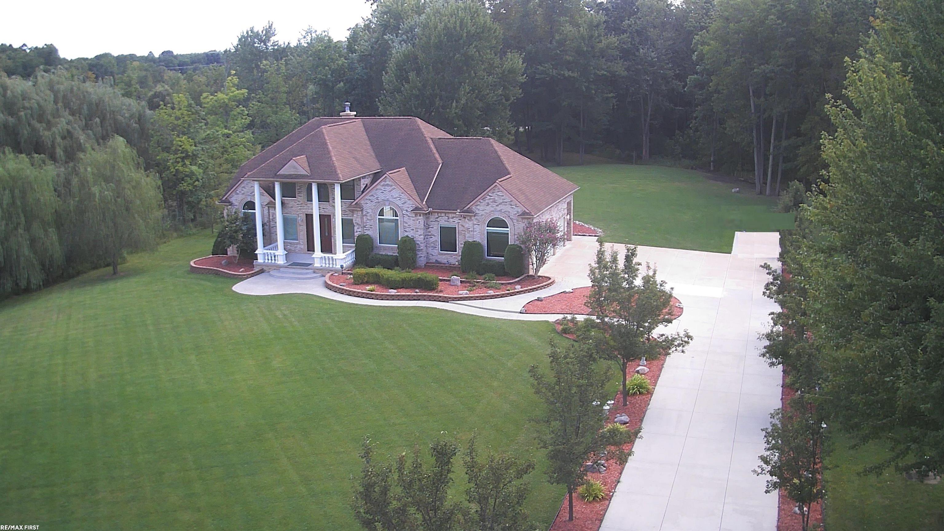 400 E Romeo Road
