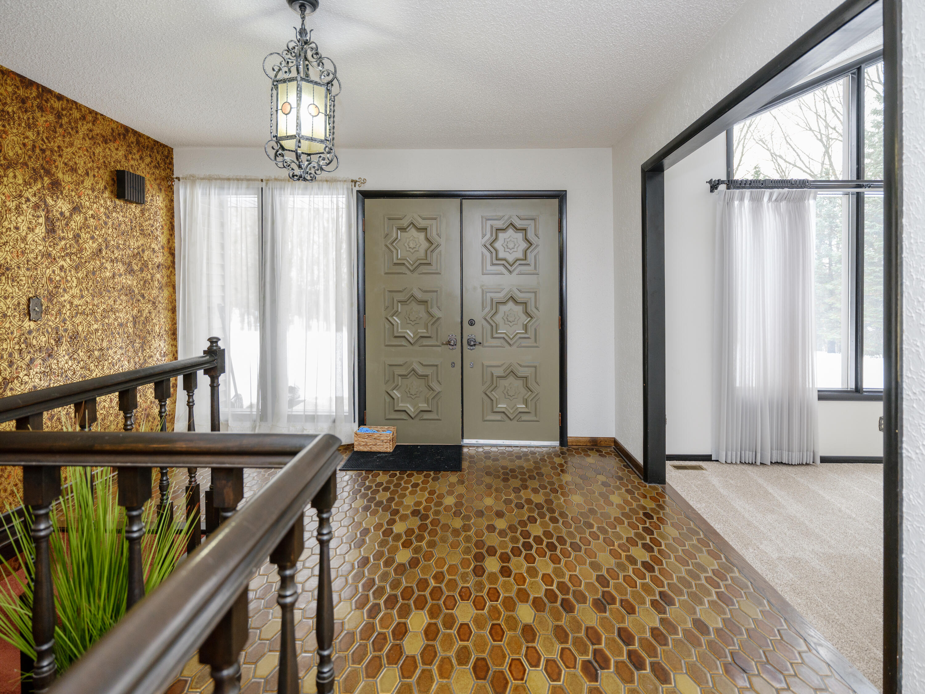 22853 Concord Avenue