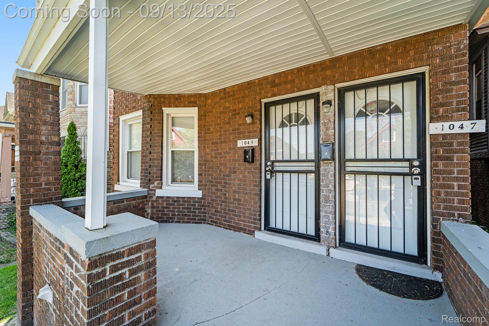 Detroit City, Michigan 48209, United States, 4 Bedrooms Bedrooms, ,3 BathroomsBathrooms,Residential,Active,209032