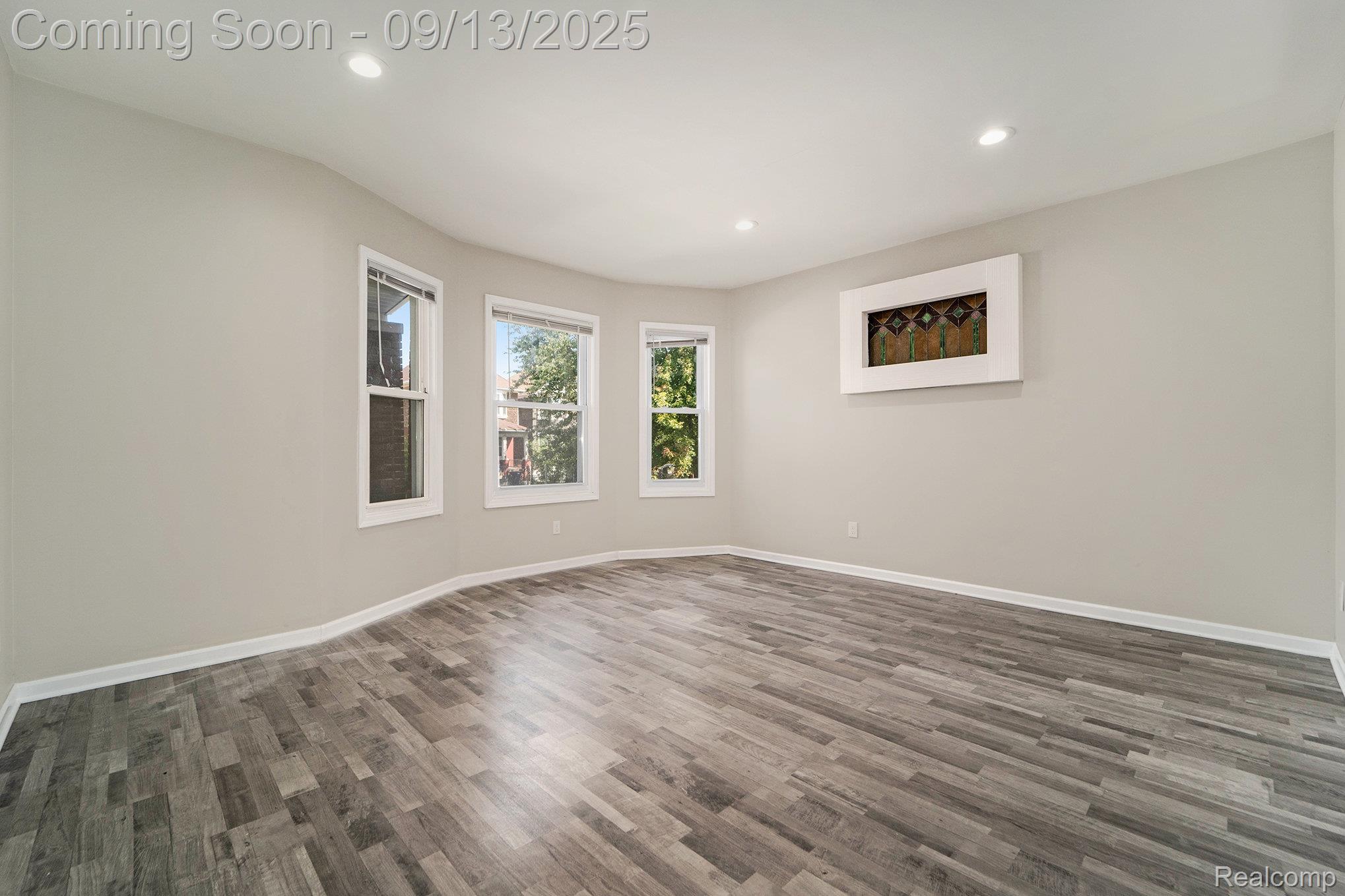 Detroit City, Michigan 48209, United States, 4 Bedrooms Bedrooms, ,3 BathroomsBathrooms,Residential,Active,209032