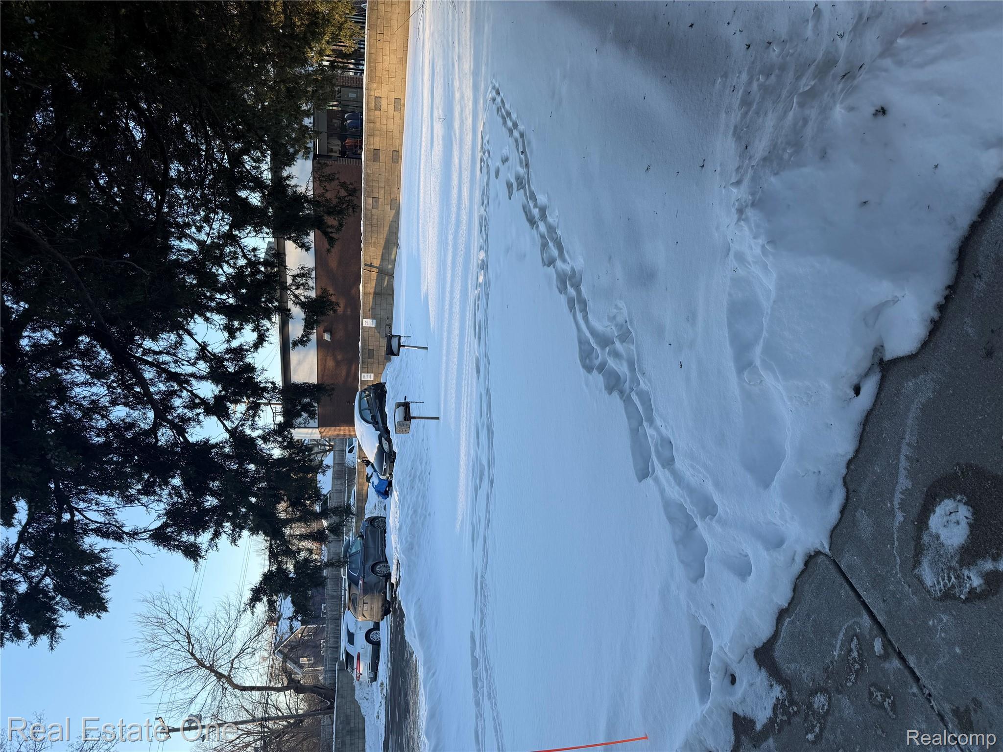 25835 Lahser Road #5