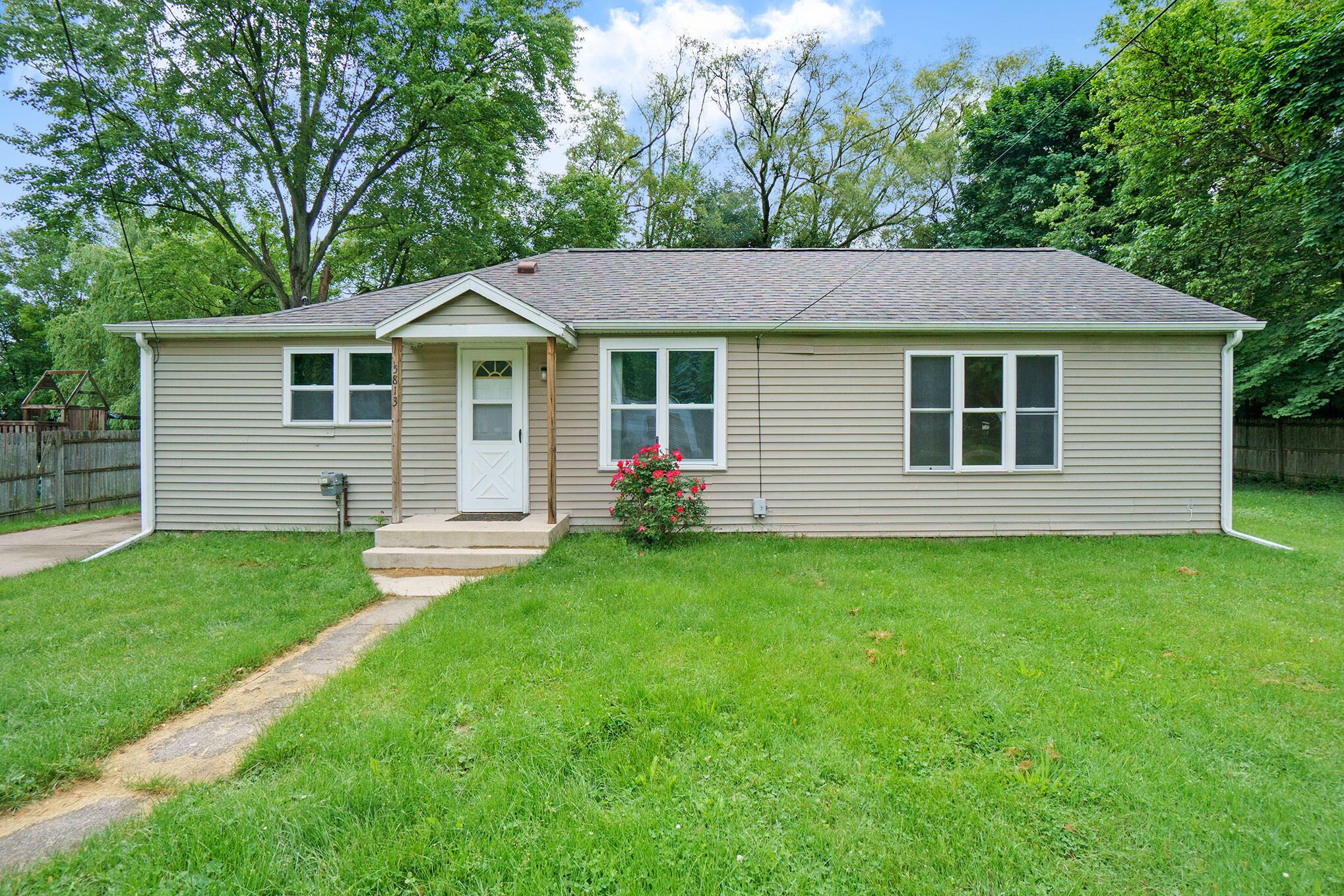 Portage City, Michigan 49024, United States, 3 Bedrooms Bedrooms, ,1 BathroomBathrooms,Residential,Active,158432