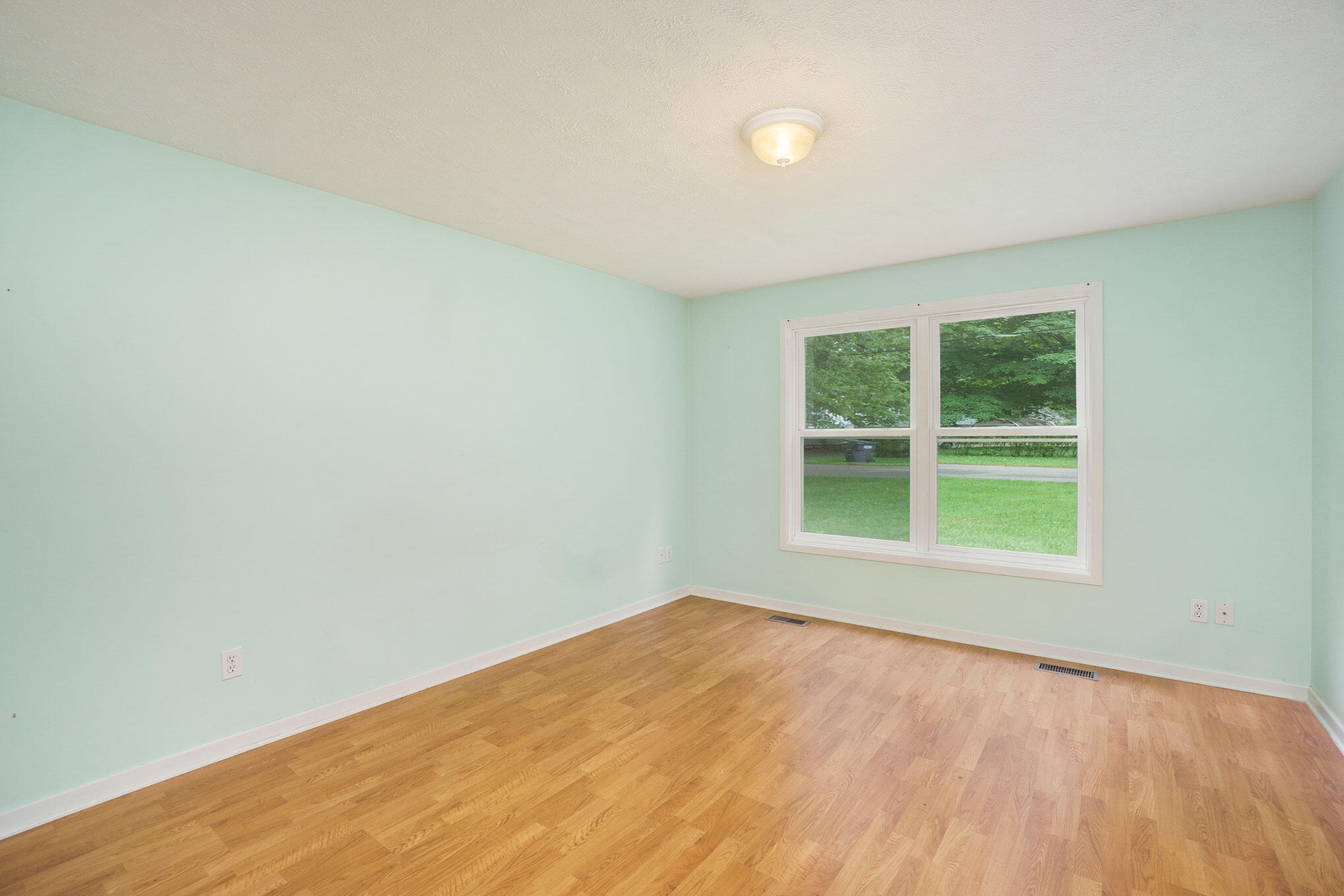 Portage City, Michigan 49024, United States, 3 Bedrooms Bedrooms, ,1 BathroomBathrooms,Residential,Active,158432