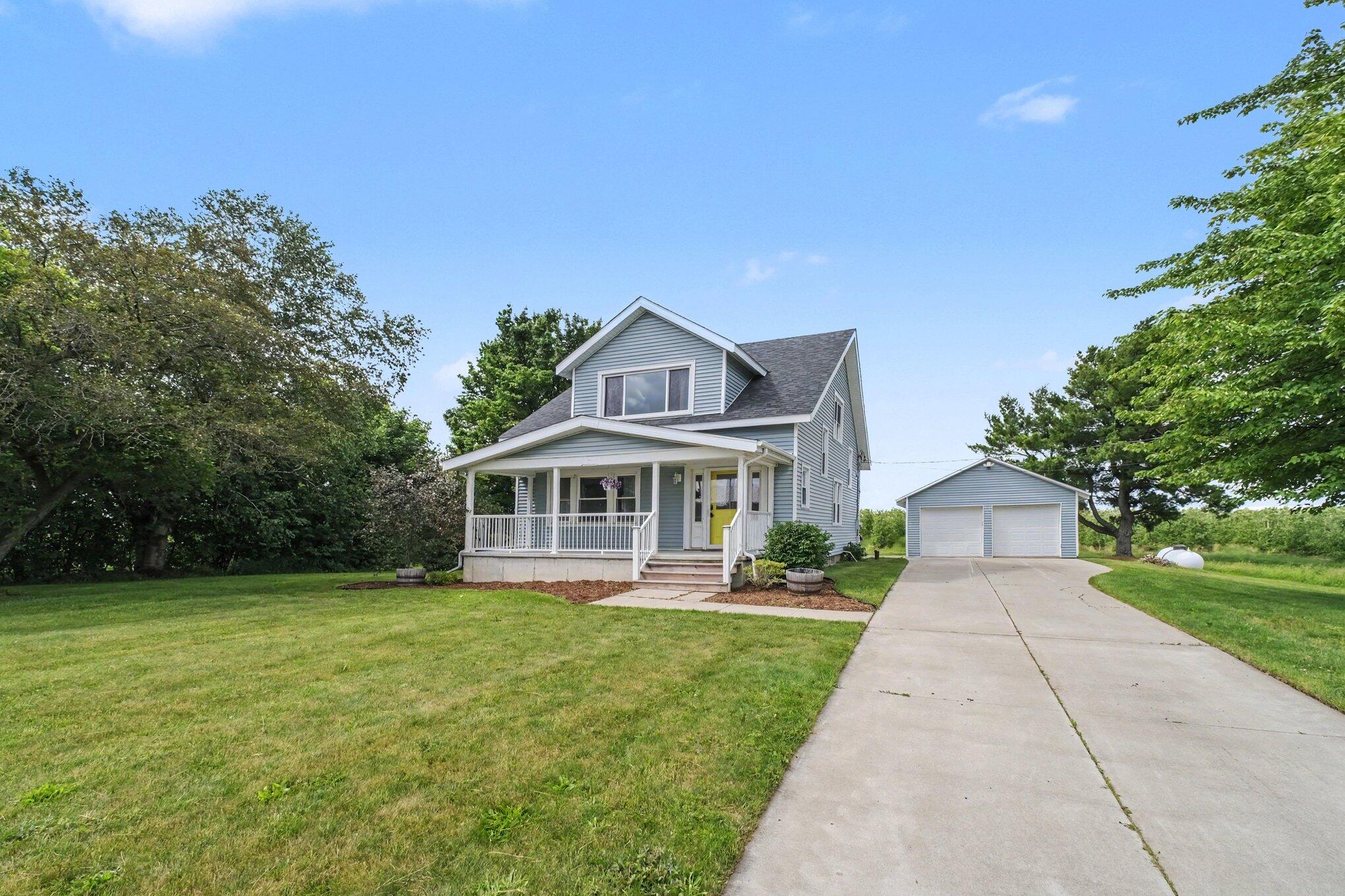 4331 10 Mile Road NW