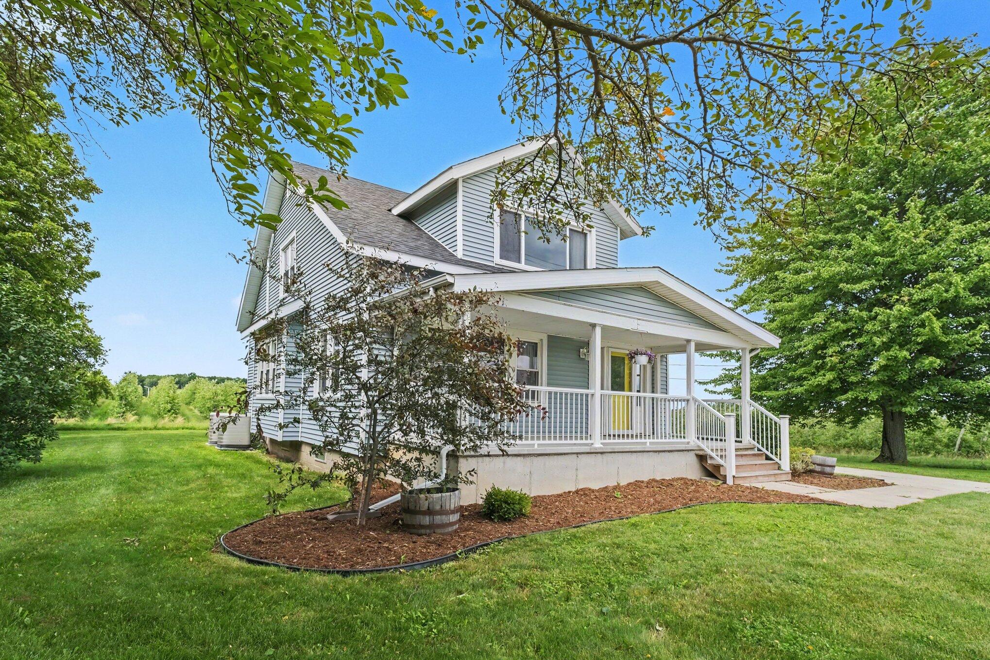 4331 10 Mile Road NW