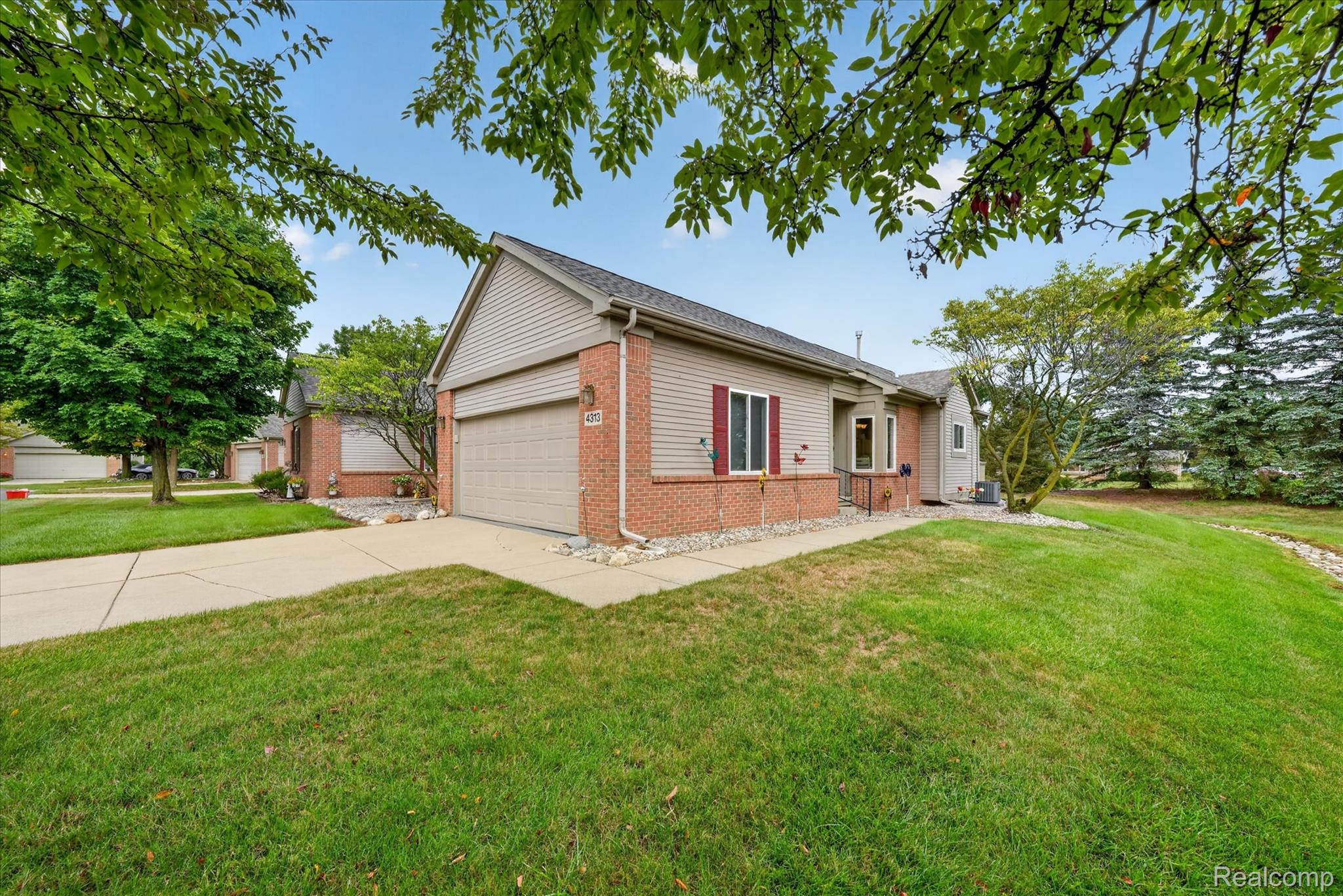 4313 Osprey Lane