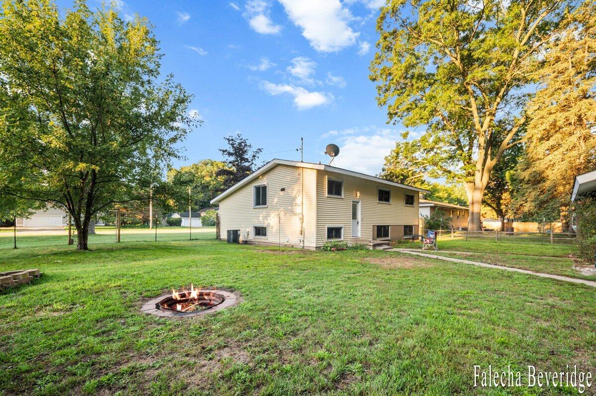 1624 W Giles Road