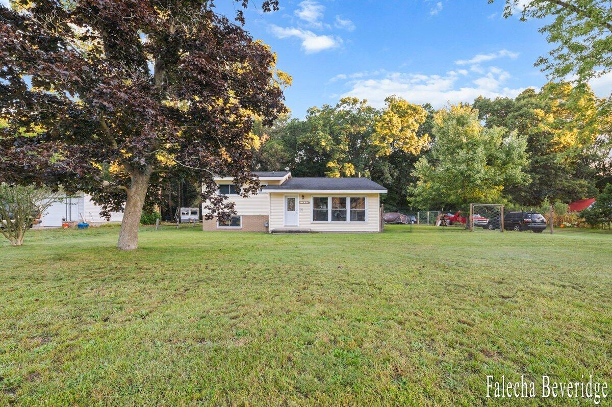 1624 W Giles Road