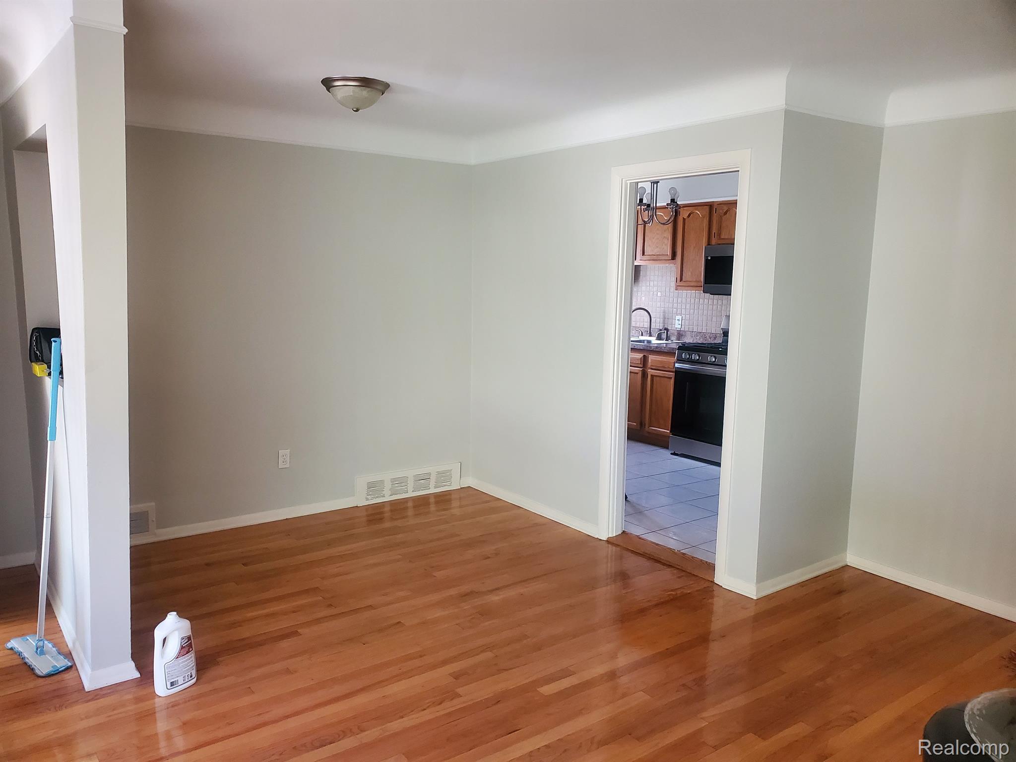 21411 KIPLING Street