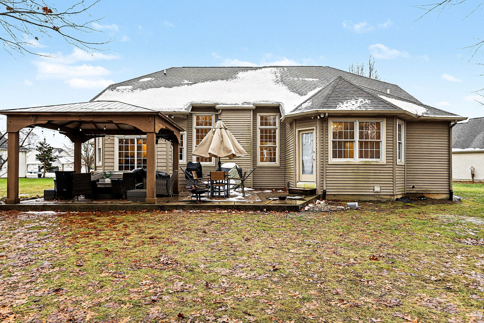 5250 Queen Victoria Lane