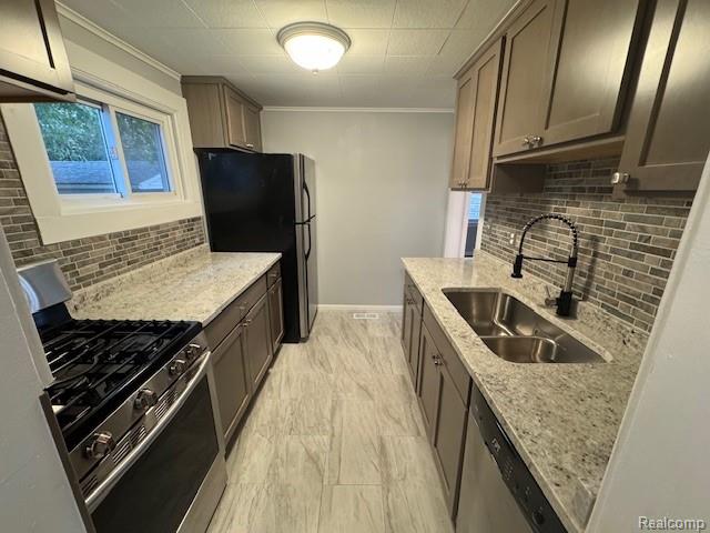 420 W Browning Avenue