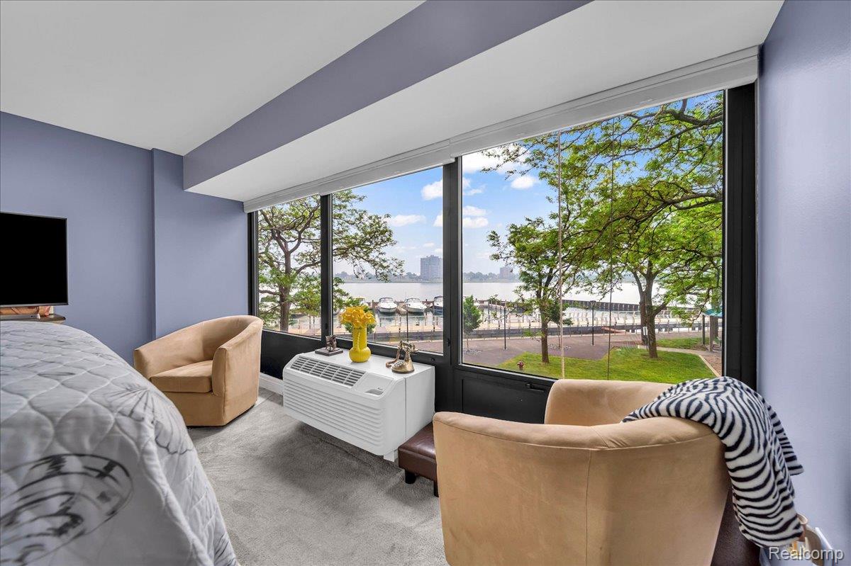 Detroit City, Michigan 48226, United States, 2 Bedrooms Bedrooms, ,2 BathroomsBathrooms,Residential,Active,147989